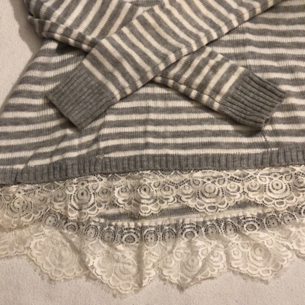 SO Grey Striped Sweater - Picture 2 of 5